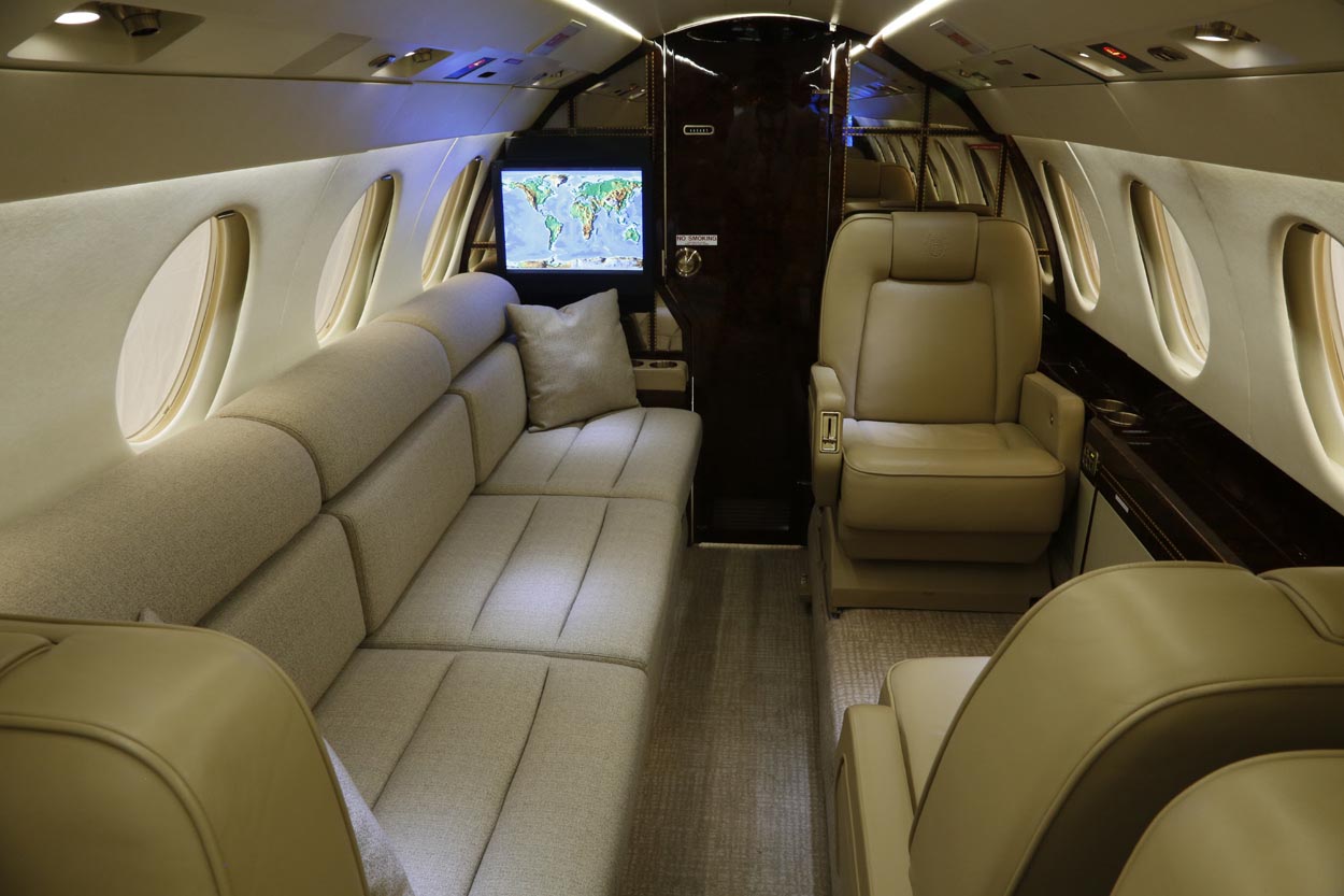 DassaultFalcon50EX_interior