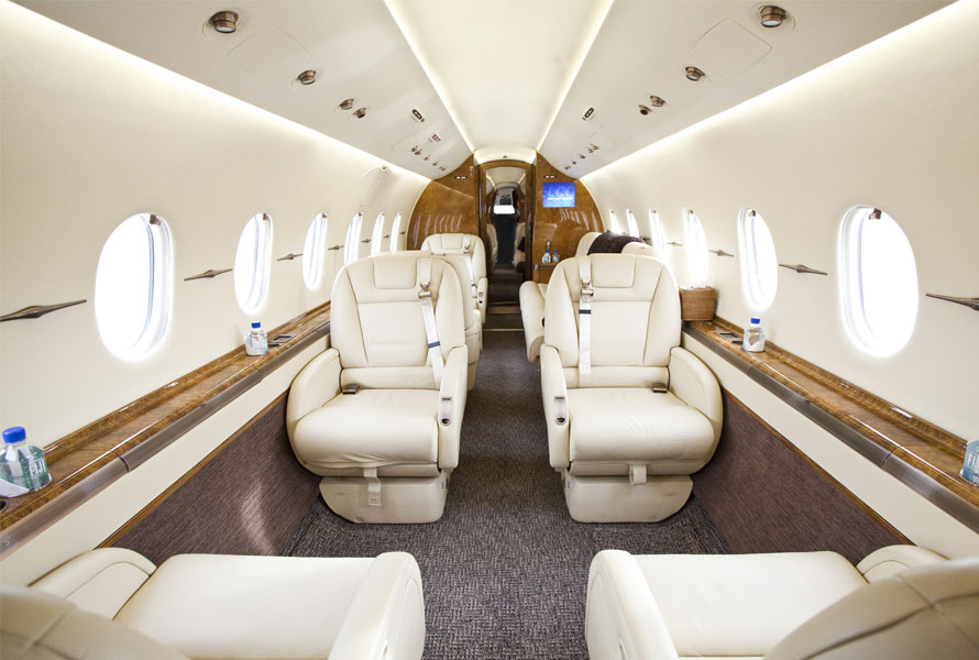 Hawker4000-interior